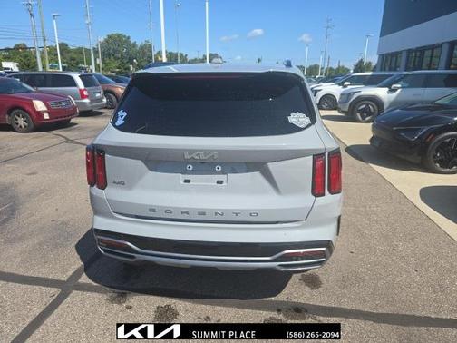 2022 Kia Sorento SX