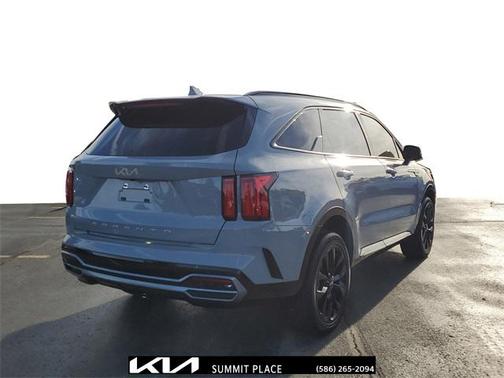 2022 Kia Sorento SX