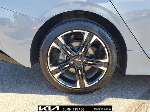 2024 Kia K5 GT-Line