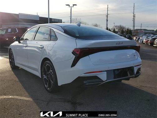 2025 Kia K5 GT-Line