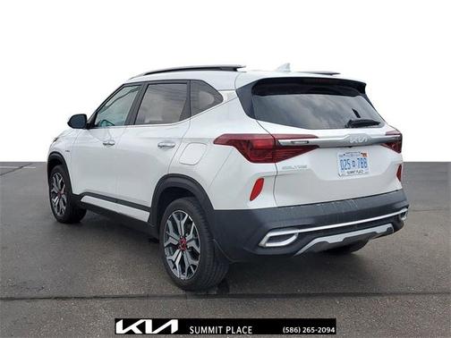 2023 Kia Seltos SX Turbo