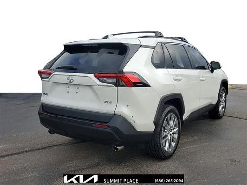 2022 Toyota RAV4 XLE Premium
