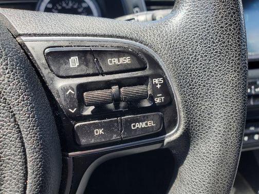 Silky Silver 2019 Kia Niro LX