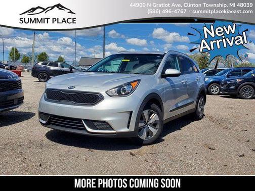 Silky Silver 2019 Kia Niro LX