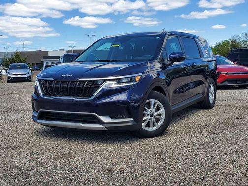 Deep Chroma Blue 2024 Kia Carnival LX