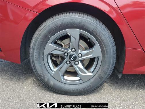 2021 Kia K5 LXS