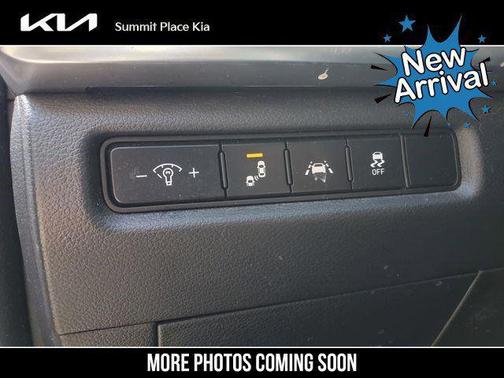 Glacial White Pearl 2022 Kia Telluride LX