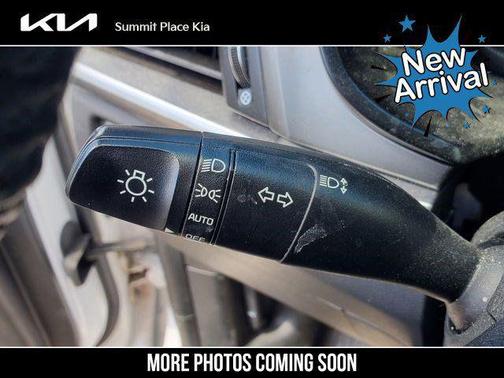 Glacial White Pearl 2022 Kia Telluride LX