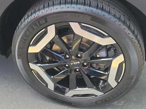 Ebony Black 2023 Kia Telluride EX