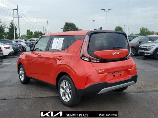 2023 Kia Soul LX