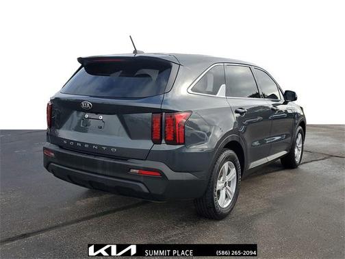 2021 Kia Sorento LX