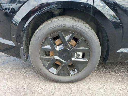 Ebony Black 2026 Kia EV9 Land