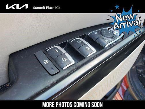 Flare Red 2024 Kia Carnival LX