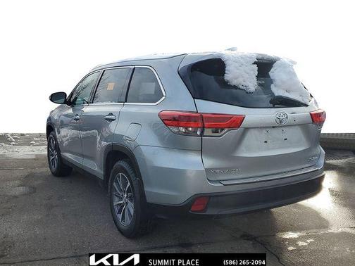 2019 Toyota Highlander 
