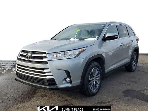 2019 Toyota Highlander 
