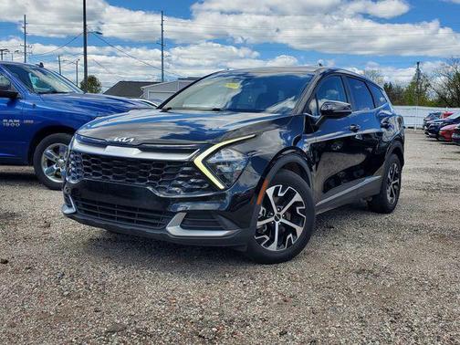 Ebony Black 2023 Kia Sportage EX