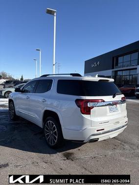 2021 GMC Acadia Denali