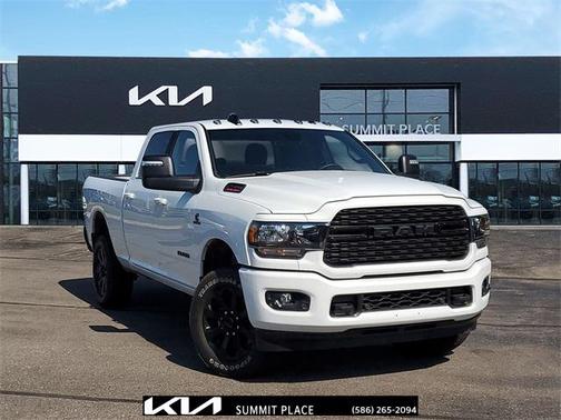 2024 RAM 2500 Big Horn Crew Cab 4x4 6'4' Box
