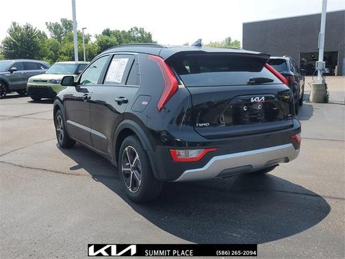 2025 Kia Niro EX