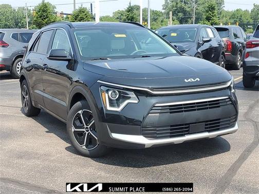 2025 Kia Niro EX