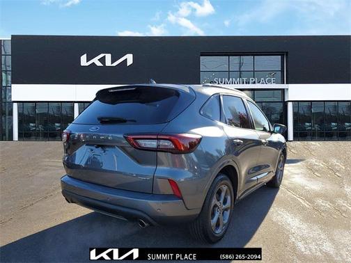 2023 Ford Escape ST-Line Select