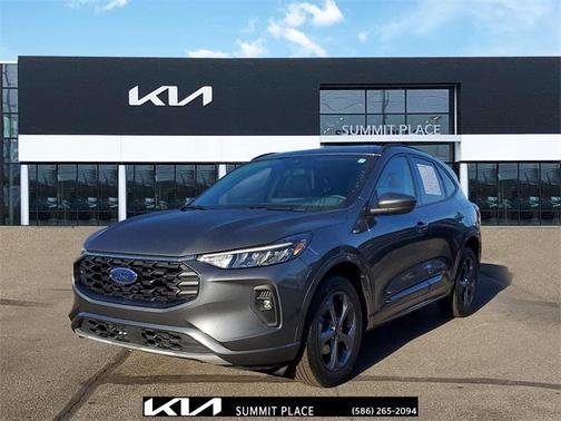 2023 Ford Escape ST-Line Select
