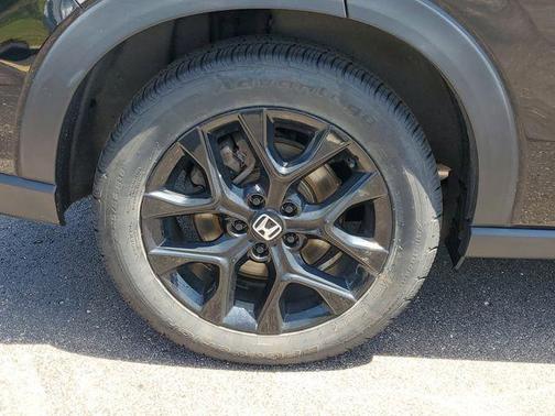 Crystal Black Pearl 2023 Honda HR-V AWD Sport