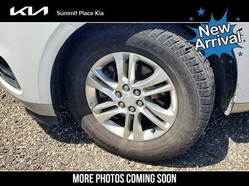 White Frost Tricoat 2019 Buick Enclave Essence