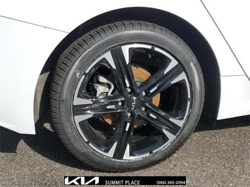 2023 Kia K5 GT-Line