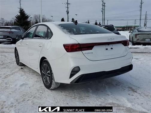 2023 Kia Forte LXS