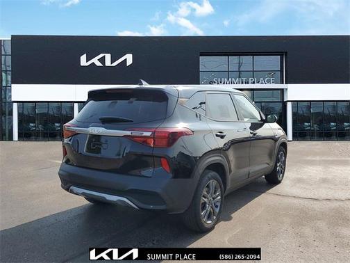 2023 Kia Seltos LX