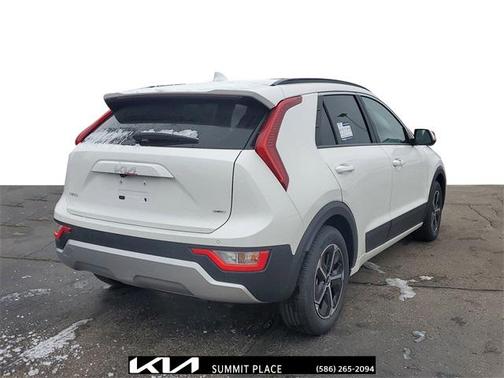 2025 Kia Niro EX