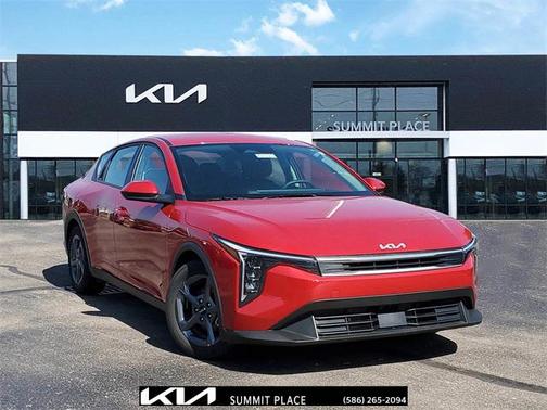 2025 Kia K4 LXS