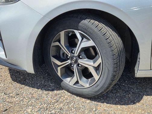 Silky Silver 2021 Kia Forte LXS