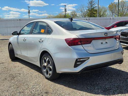 Silky Silver 2021 Kia Forte LXS