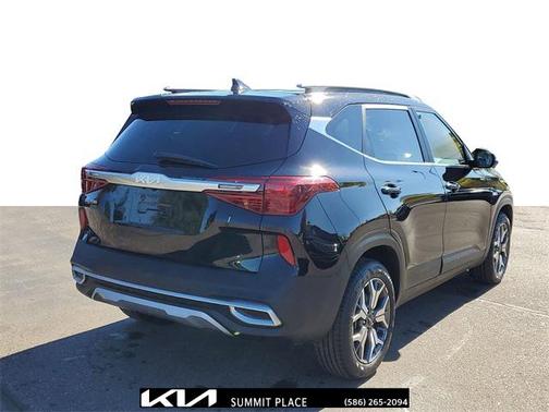 2023 Kia Seltos EX