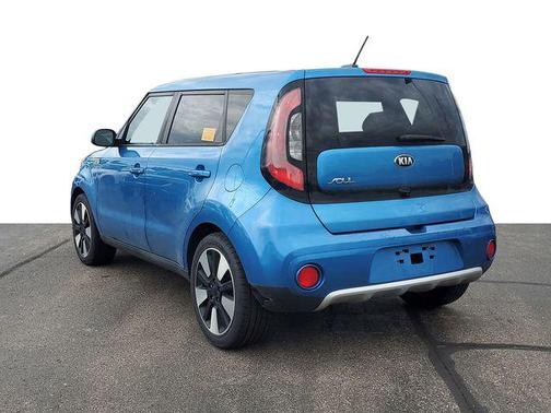 Carribean Blue 2017 Kia Soul +