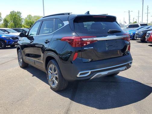 Cherry Black 2023 Kia Seltos S