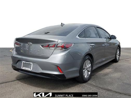 2019 Hyundai SONATA Hybrid SE