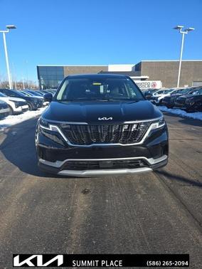 2024 Kia Carnival EX