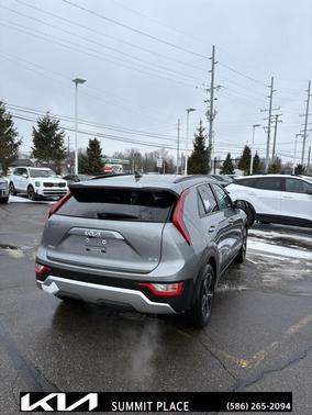 2025 Kia Niro EX