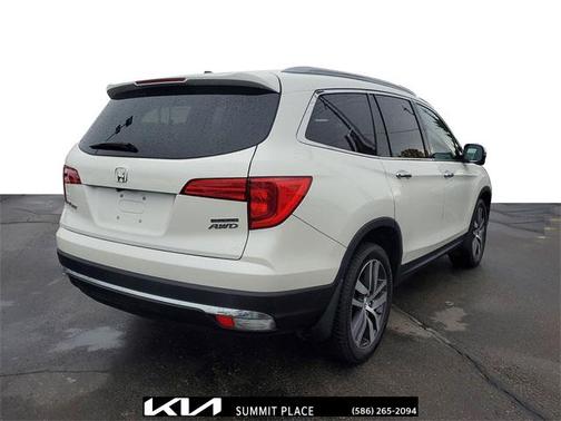 2017 Honda Pilot Touring