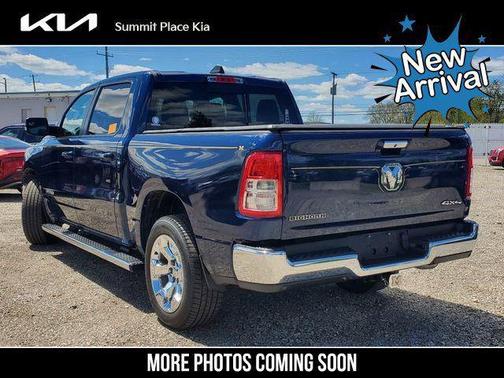 Patriot Blue Pearlcoat 2019 RAM 1500 Big Horn