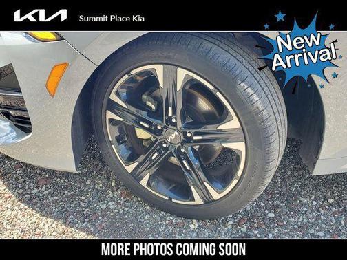Wolf Gray 2024 Kia K5 GT-Line