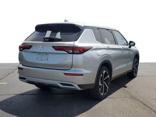 2024 Mitsubishi Outlander SE S-AWC