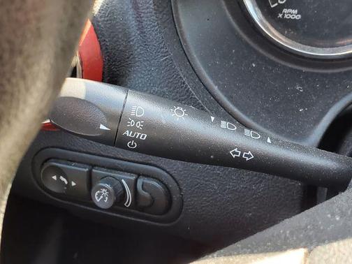 Cool (Liquid Silver Metallic) 2007 Pontiac G6 Base