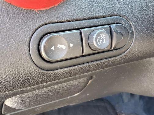 Cool (Liquid Silver Metallic) 2007 Pontiac G6 Base