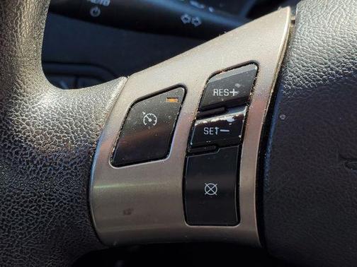 Cool (Liquid Silver Metallic) 2007 Pontiac G6 Base