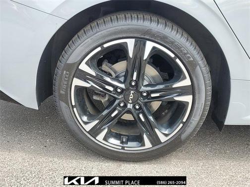 2022 Kia K5 GT-Line