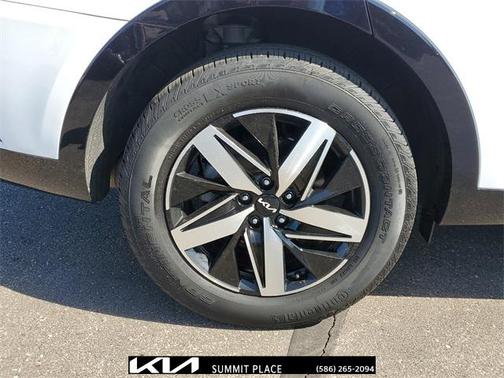 2022 Kia Sorento S